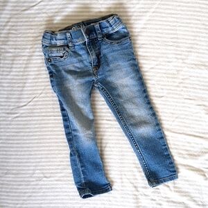 B'gosh 2T skinny blue jeans